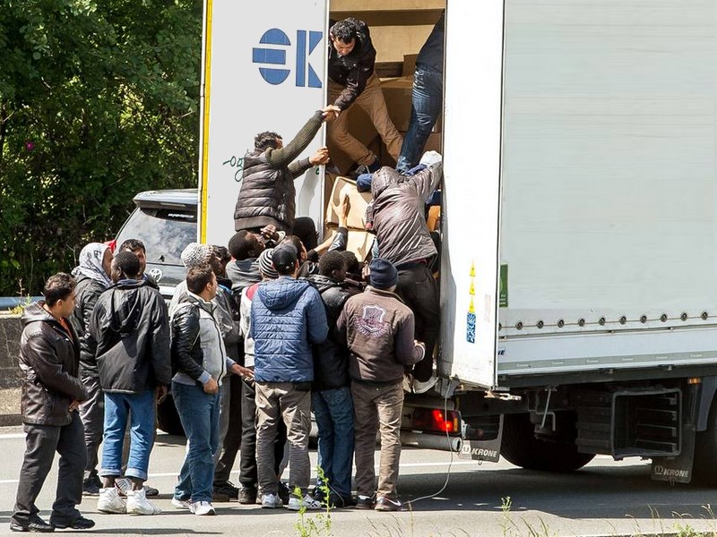 V Calais se situace stále zhoršuje